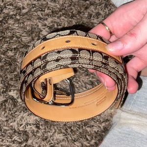 Super cute coach belt. Like new. Worn maybe once.
